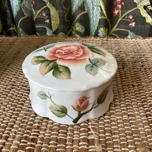 White Floral  Vintage Porcelain Trinket Box